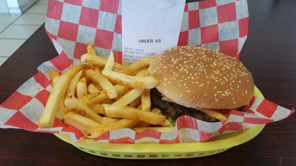 Pelican Landing Grill | restaurant | 6473 LA-44 #123, Gonzales, LA 70737, USA | 2254744004 OR +1 225-474-4004