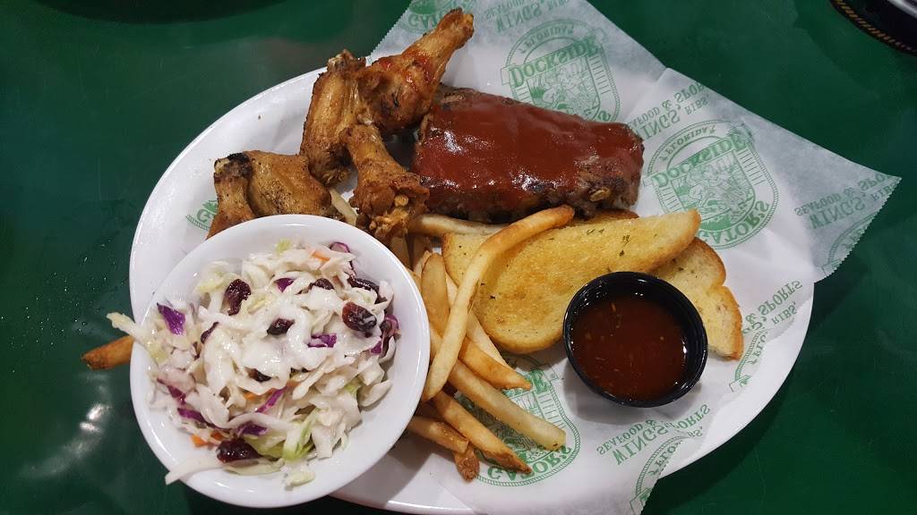 Gators Dockside | restaurant | 1200 Oakley Seaver Dr, Clermont, FL 34711, USA | 3522421825 OR +1 352-242-1825
