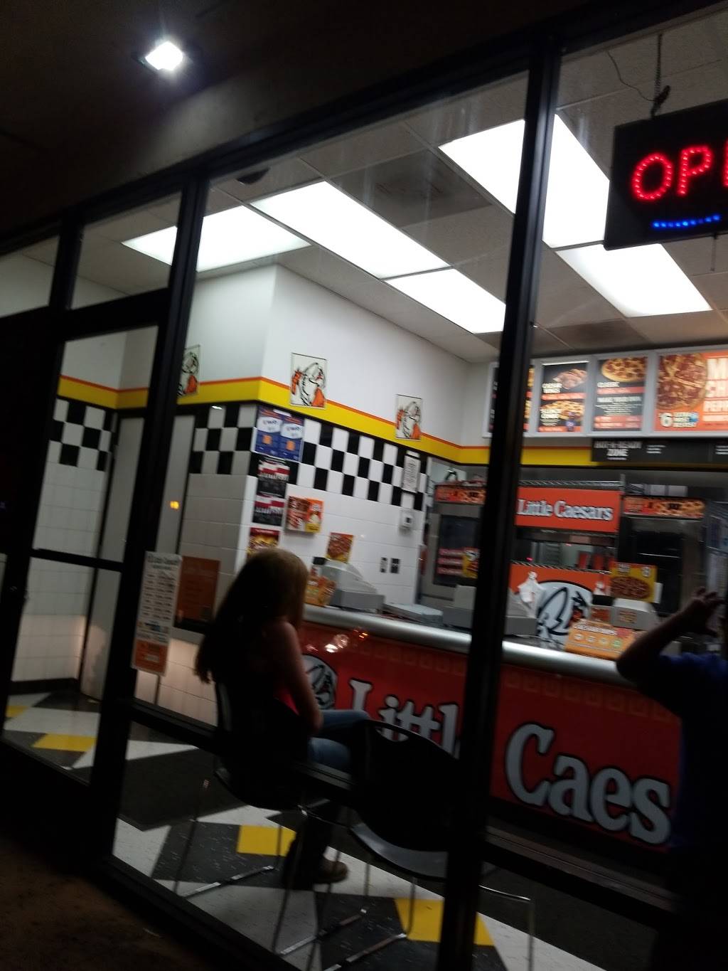 Little Caesars Pizza | meal takeaway | 67 W Main St Suite A, Ventura, CA 93001, USA | 8056672038 OR +1 805-667-2038