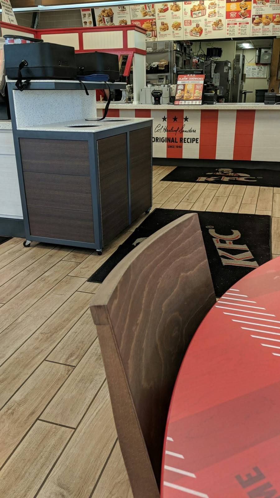 KFC | restaurant | 3938 TN-66, Rogersville, TN 37857, USA | 4232725704 OR +1 423-272-5704