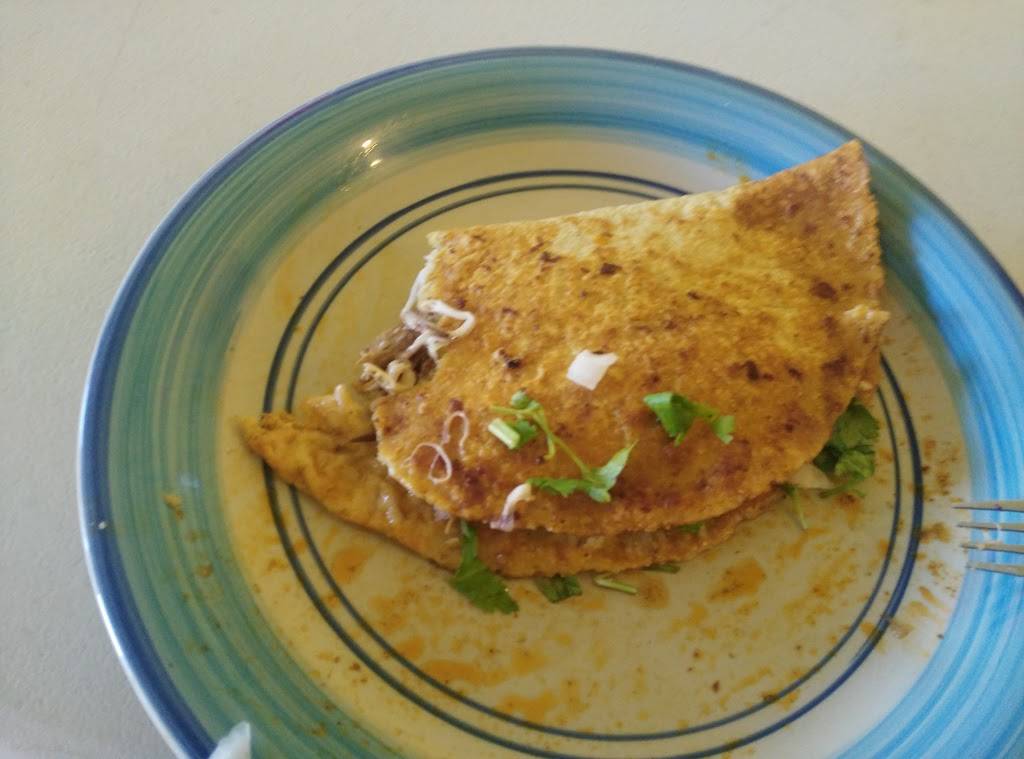 Menuderia Genesis | restaurant | Pso de Los Laureles, El Refugio, Tijuana, B.C., Mexico | 016647271161 OR +52 664 727 1161