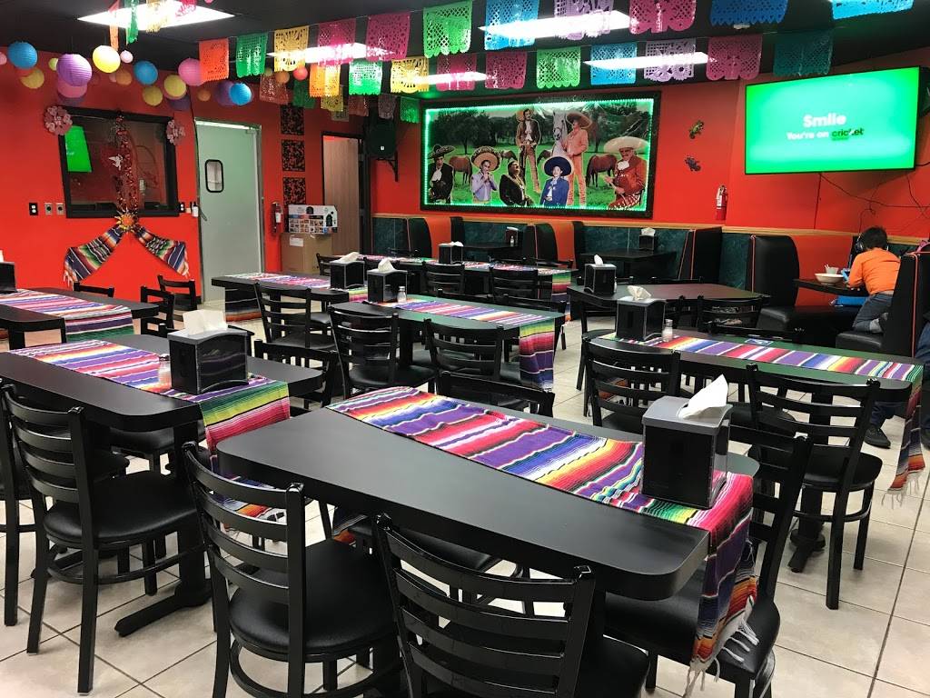 Las 3 Marias | restaurant | 15080 7th Street #2nd, Victorville, CA 92395, USA | 7608813287 OR +1 760-881-3287