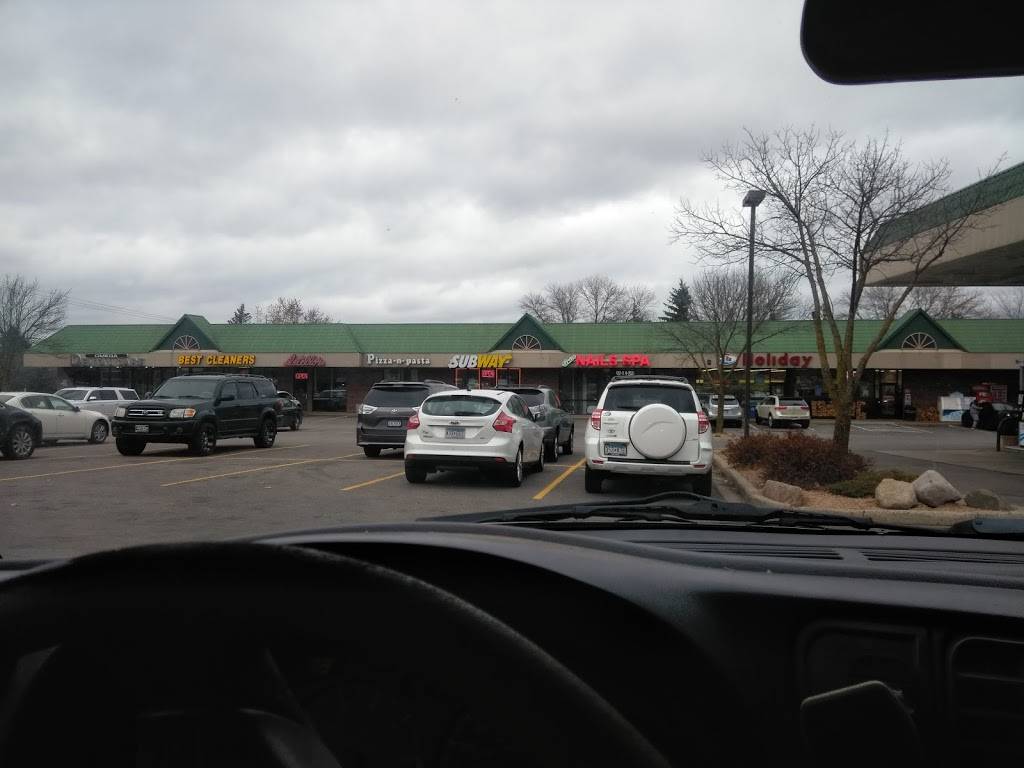 Holiday Stationstores | cafe | 6213 Dell Rd, Eden Prairie, MN 55344, USA | 9529740094 OR +1 952-974-0094