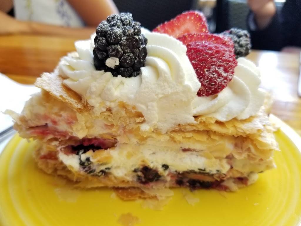 Tower Cafe | restaurant | 1518 Broadway, Sacramento, CA 95818, USA | 9164410222 OR +1 916-441-0222