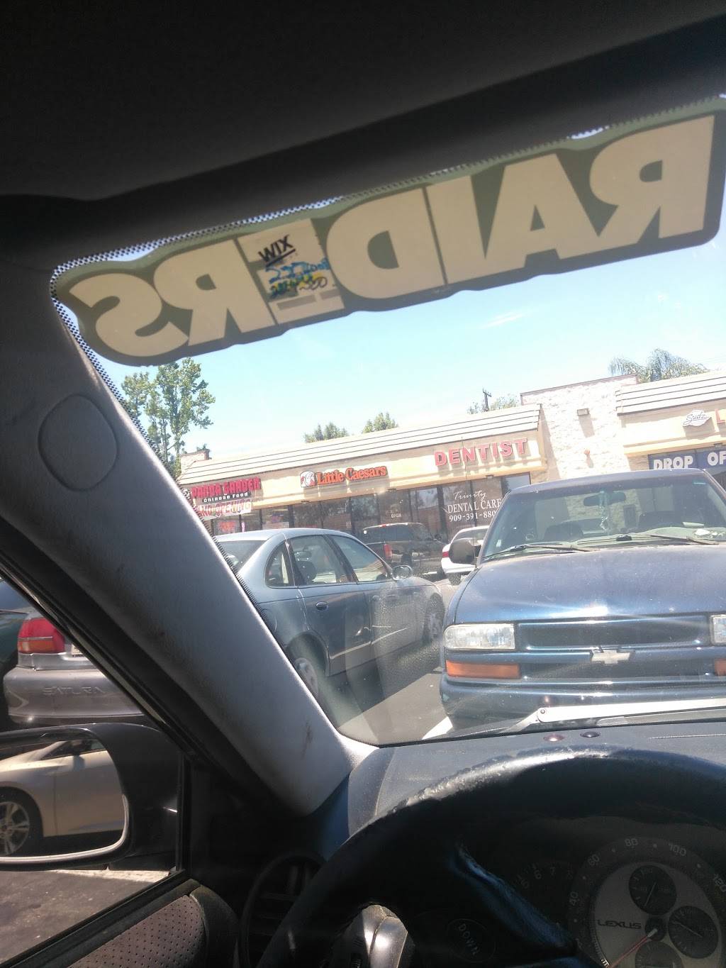 Little Caesars Pizza | meal takeaway | 2200 S Mountain Ave, Ontario, CA 91762, USA | 9099884181 OR +1 909-988-4181