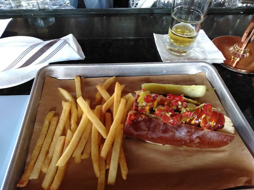 Gabys By The Lake Restaurant | restaurant | 1 Lake Oconee Trail, Greensboro, GA 30642, USA | 7064670600 OR +1 706-467-0600