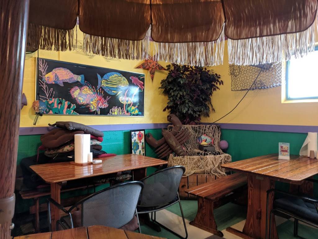 Mid Peninsula Seafood Market & Restaurant | restaurant | 400 49th St S, St. Petersburg, FL 33707, USA | 7273278309 OR +1 727-327-8309