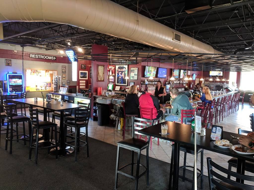 City Pool Hall & Sports Bar | restaurant | 640 W Hubbard St, Chicago, IL 60654, USA | 3124919690 OR +1 312-491-9690