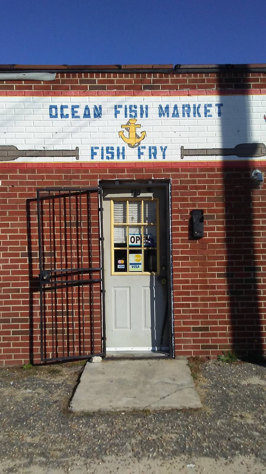 Ocean Fish Market & Fish Fry | restaurant | 130 N Main St, Spring Lake, NC 28390, USA | 9104974275 OR +1 910-497-4275
