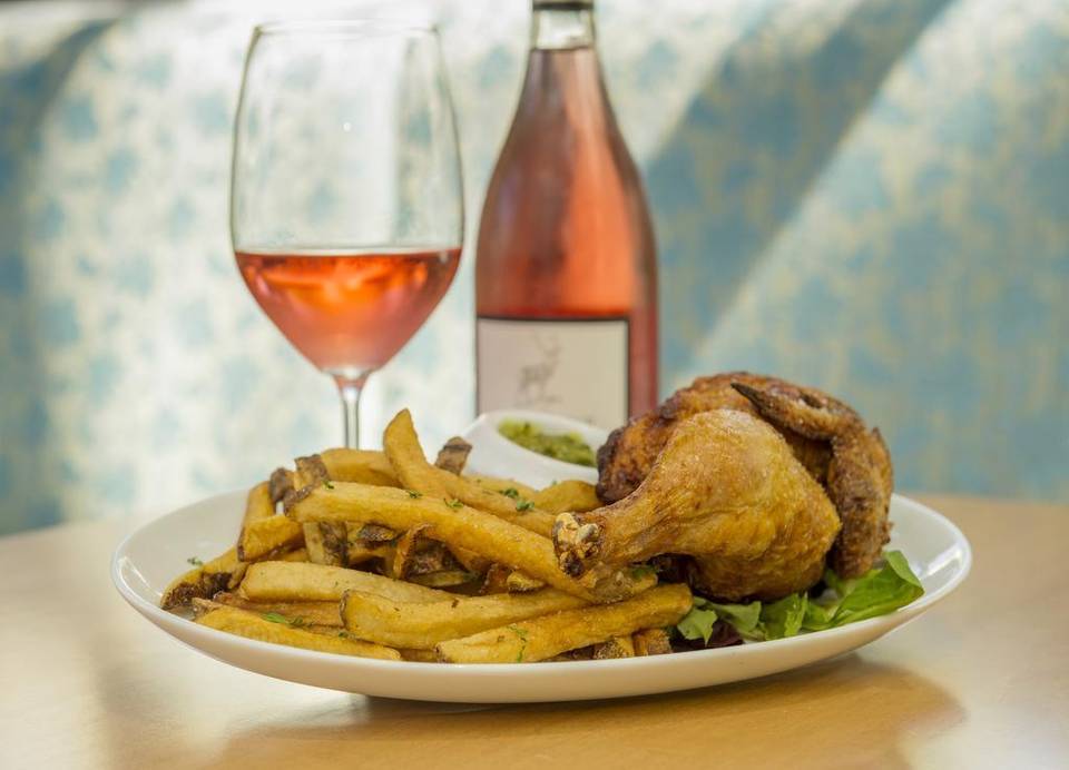 TableVine | restaurant | 1501 14th St, Sacramento, CA 95814, USA | 9169429599 OR +1 916-942-9599