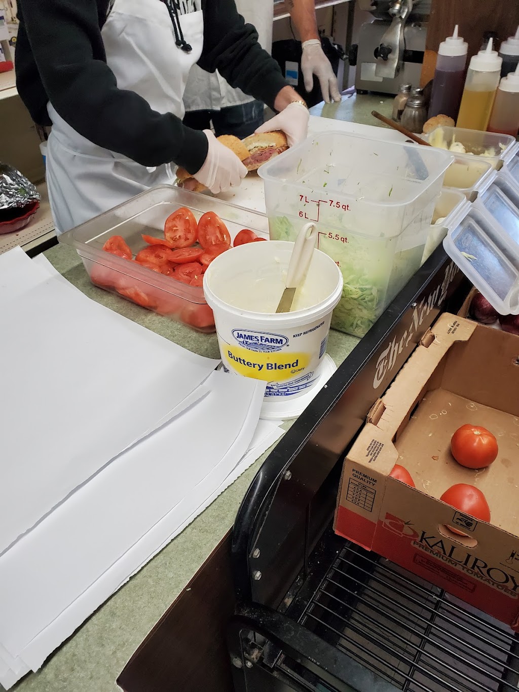 Jimmys Famous Heros Marine Park | restaurant | 3103 Quentin Rd, Brooklyn, NY 11234, USA | 3477207867 OR +1 347-720-7867