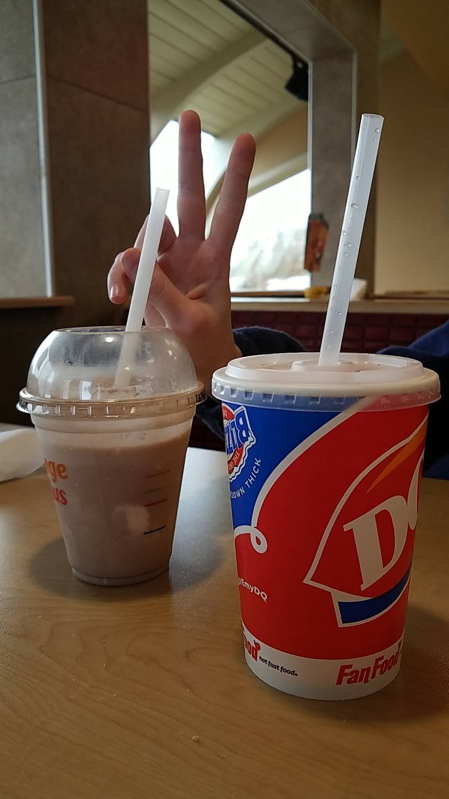 Dairy Queen Grill & Chill | restaurant | 374 E Chestnut Hill Rd, Newark, DE 19713, USA | 3027375071 OR +1 302-737-5071