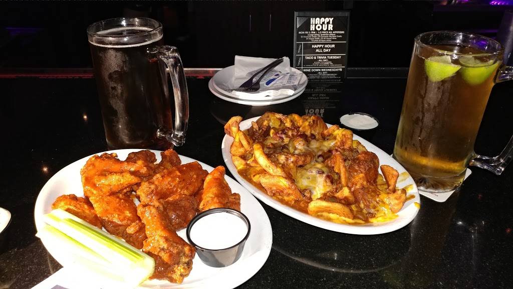 Majerles Sports Grill | restaurant | 13375 W McDowell Rd Ste. 101, Goodyear, AZ 85395, USA | 6232076999 OR +1 623-207-6999