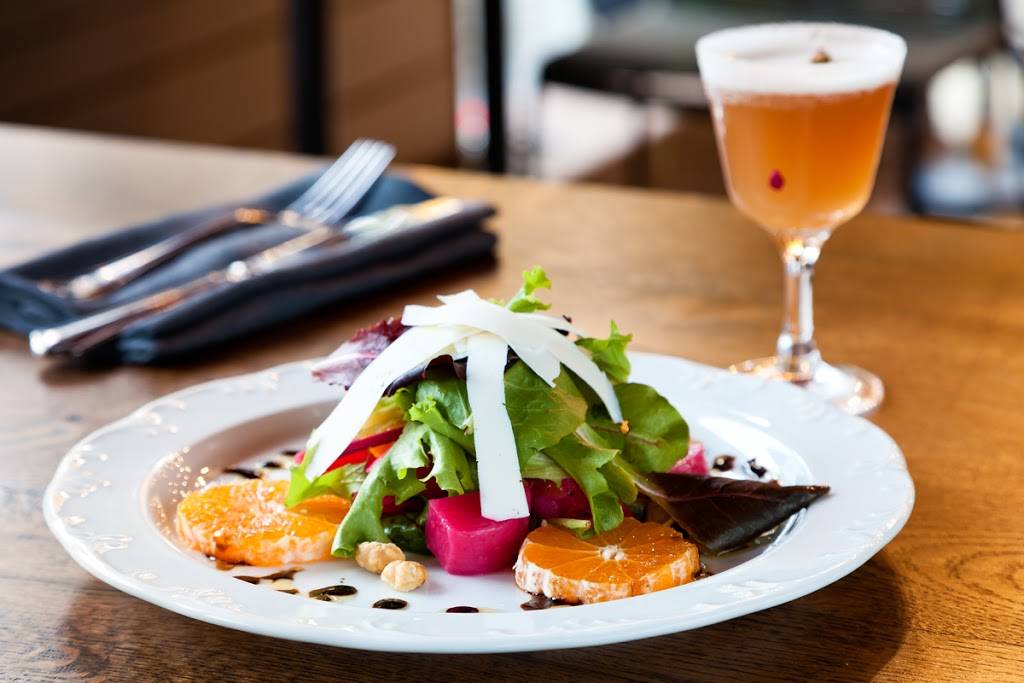 Gravity Tavern | restaurant | 38 Miller Ave, Mill Valley, CA 94941, USA | 4158882108 OR +1 415-888-2108