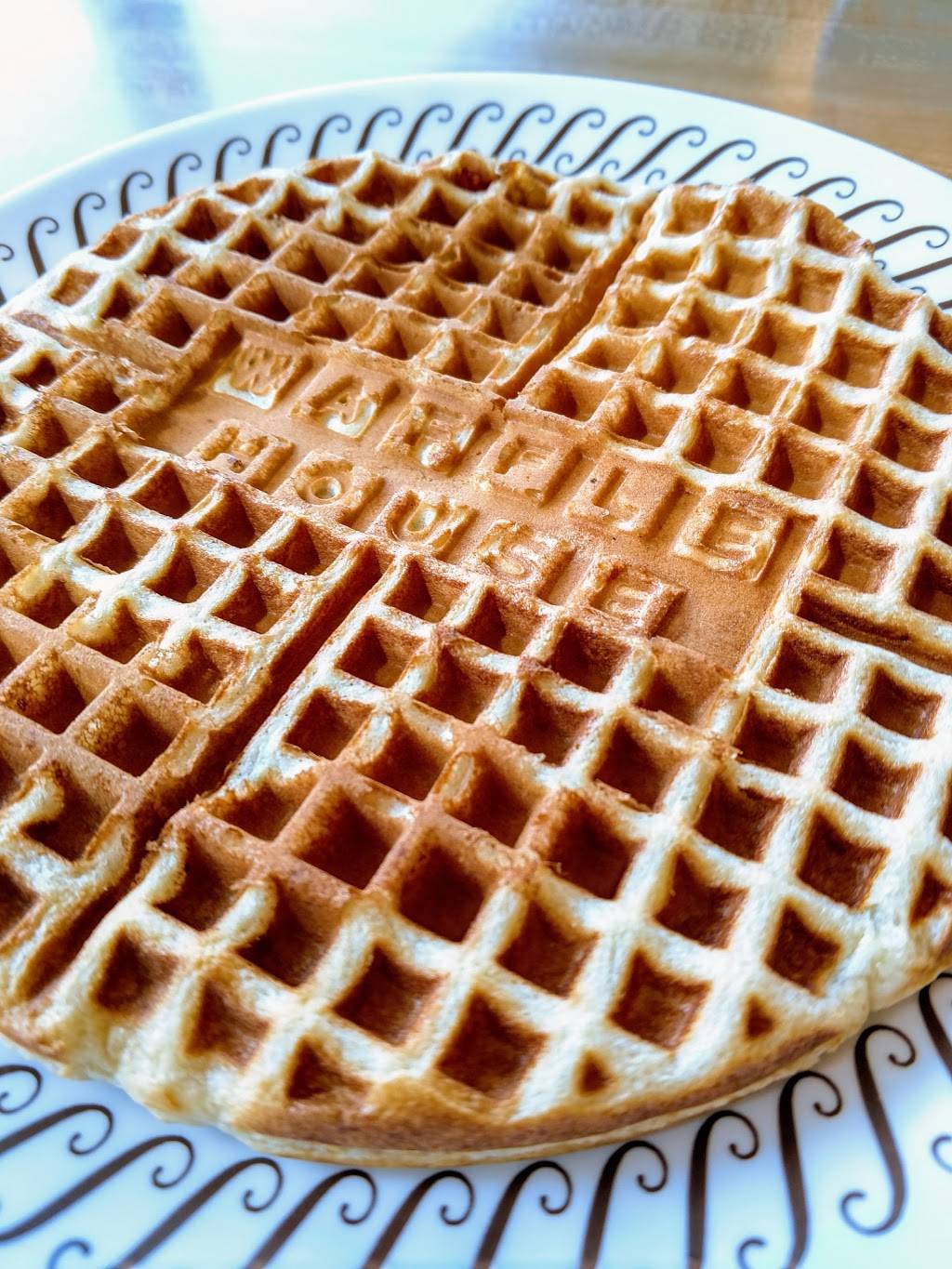 Waffle House | meal takeaway | 2727 McGavock Pk, Nashville, TN 37214, USA | 6158855113 OR +1 615-885-5113