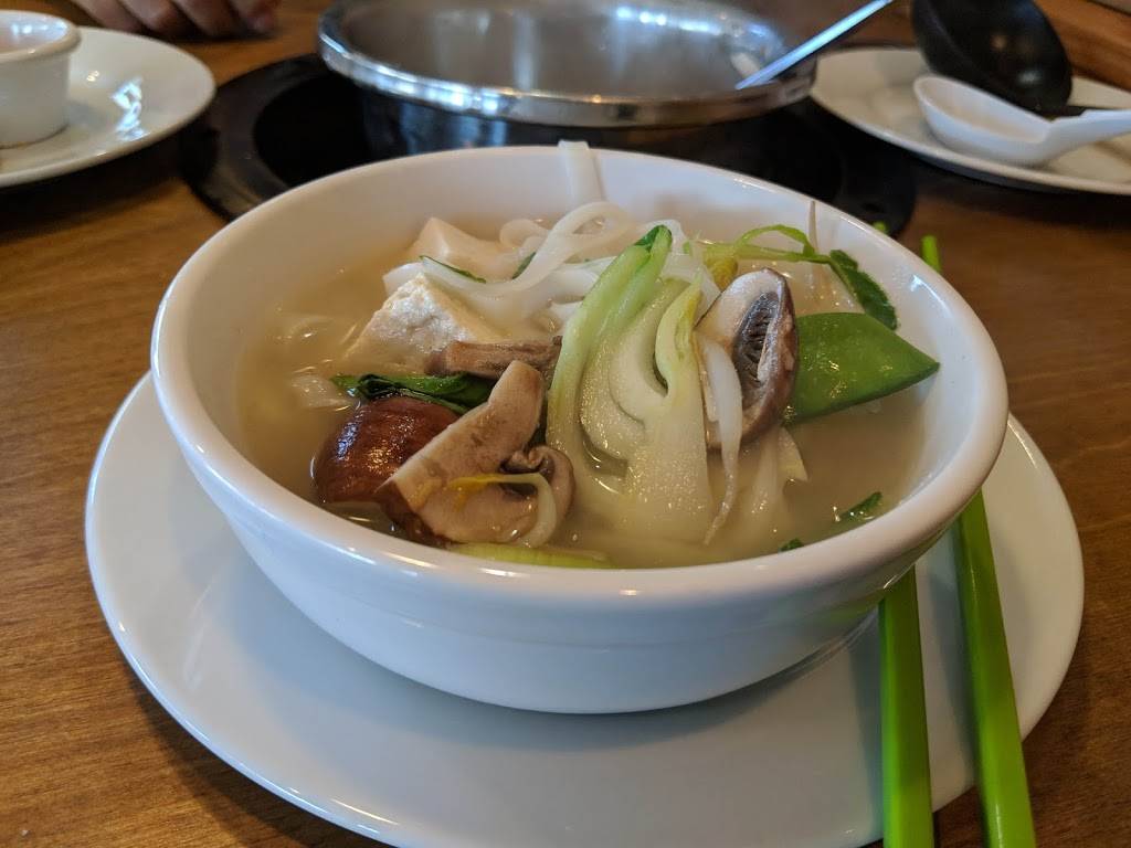 Noodles and Rice | restaurant | 3891 Avalon Park S Blvd, Orlando, FL 32828, USA | 3212708888 OR +1 321-270-8888