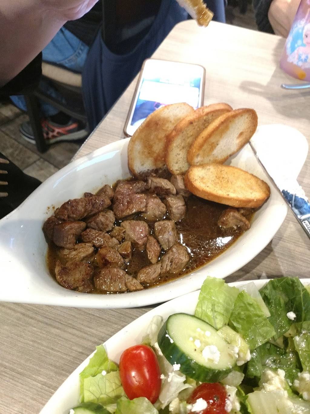 Jonnas Bar & Grill | restaurant | 1455 N Michigan Ave Suite 400, Howell, MI 48855, USA | 5172255079 OR +1 517-225-5079