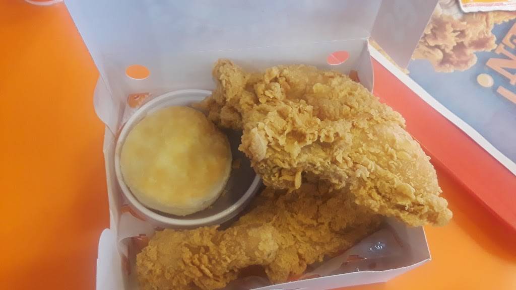 Popeyes Louisiana Kitchen | restaurant | 1216 Elmwood Park Blvd, Harahan, LA 70123, USA | 5047343100 OR +1 504-734-3100