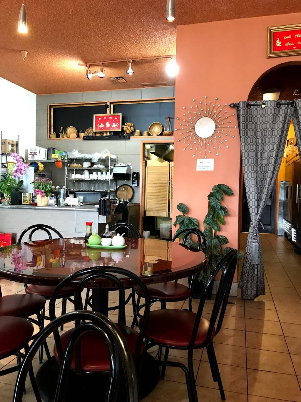 Pho Ton 4 | restaurant | 516 SE Chkalov Dr, Vancouver, WA 98683, USA | 3602549305 OR +1 360-254-9305