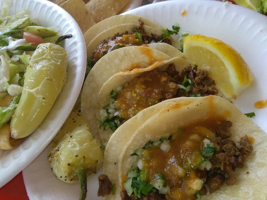 Charros Mexican Food | restaurant | 1131 Main St, Delano, CA 93215, USA | 6617252866 OR +1 661-725-2866