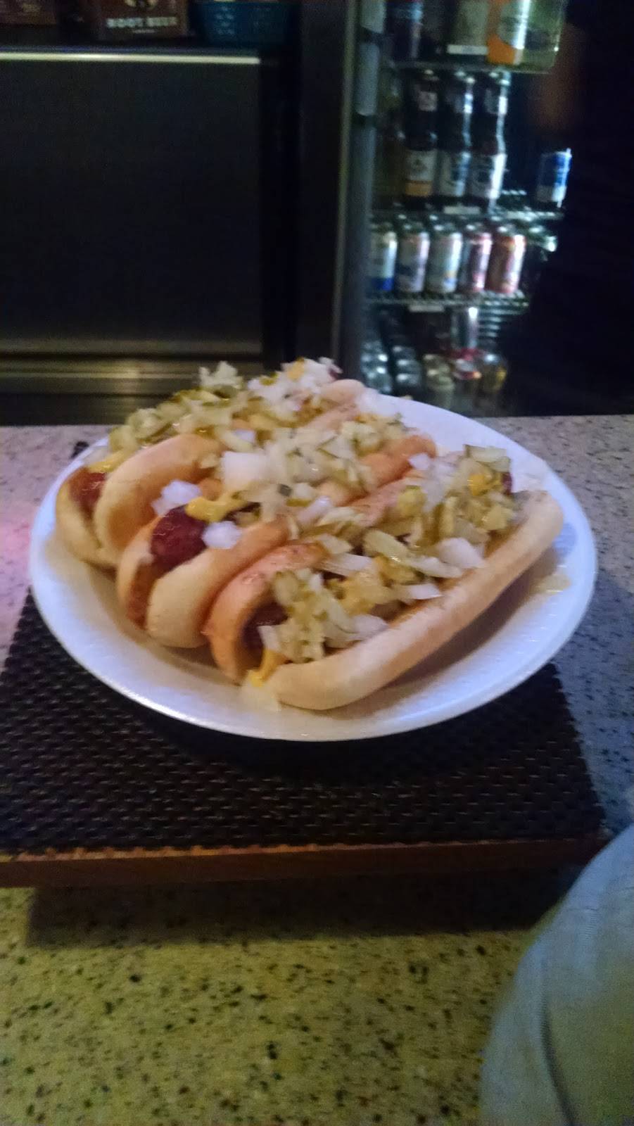 Ravenna Pub | restaurant | 12438 Stafford St, Ravenna, MI 49451, USA | 2318536945 OR +1 231-853-6945