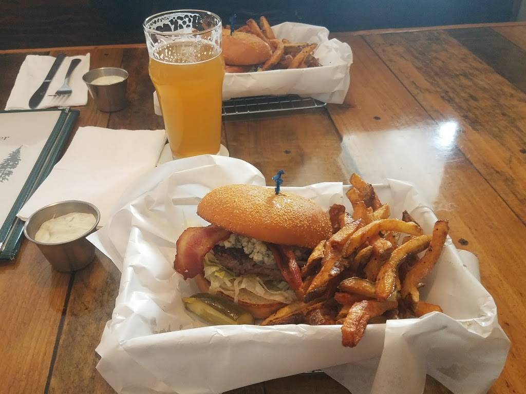 Cooper Point Public House | restaurant | 3002 Harrison Ave NW, Olympia, WA 98502, USA | 3609157880 OR +1 360-915-7880