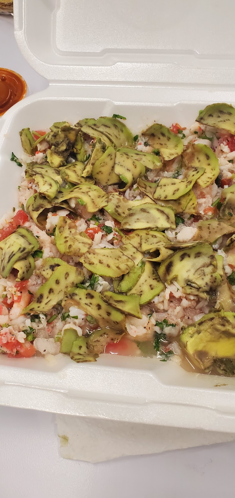 Mariscos El Tiburon | restaurant | 123 La Fe Ave, Mesquite, NM 88048, USA | 5758057664 OR +1 575-805-7664