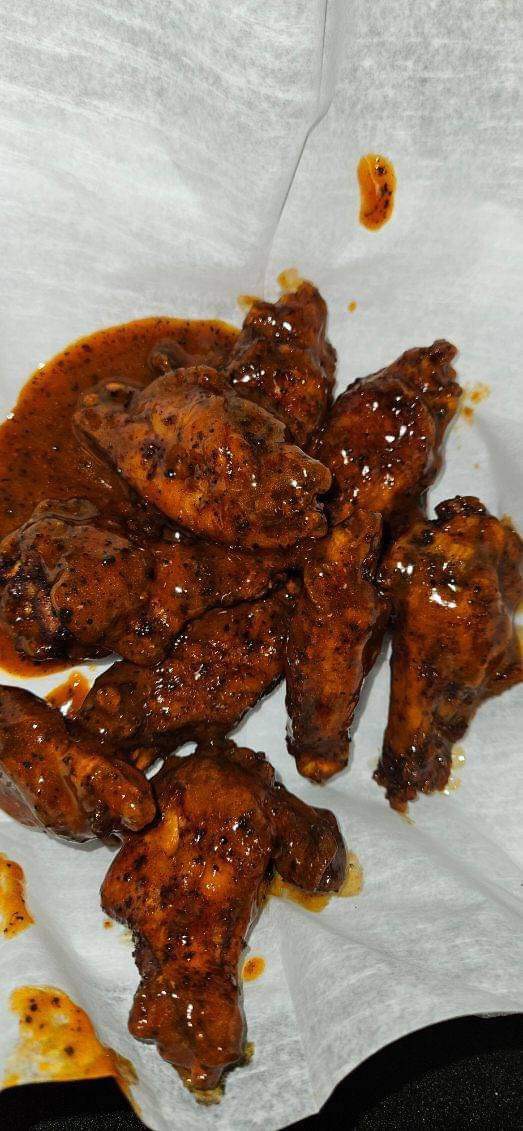 Move & Groove Underground Cafe | restaurant | 2501 Millers Ln, Shively, KY 40216, USA | 8126476525 OR +1 812-647-6525