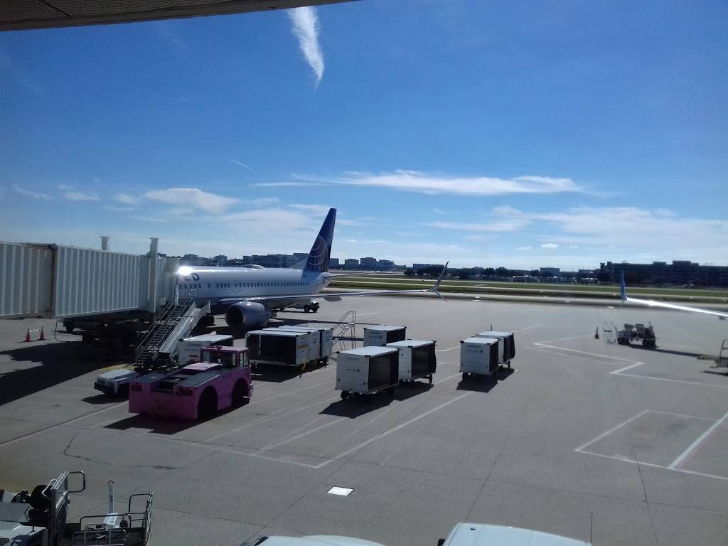 Auntie Annes | cafe | Store # AUA-A-2-2751, 4100 George J Bean Pkwy, Tampa, FL 33607, USA | 8133879872 OR +1 813-387-9872