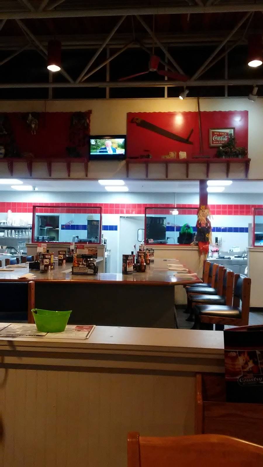 Country Pride | restaurant | 801 S Council Rd, Oklahoma City, OK 73128, USA | 4057877411 OR +1 405-787-7411