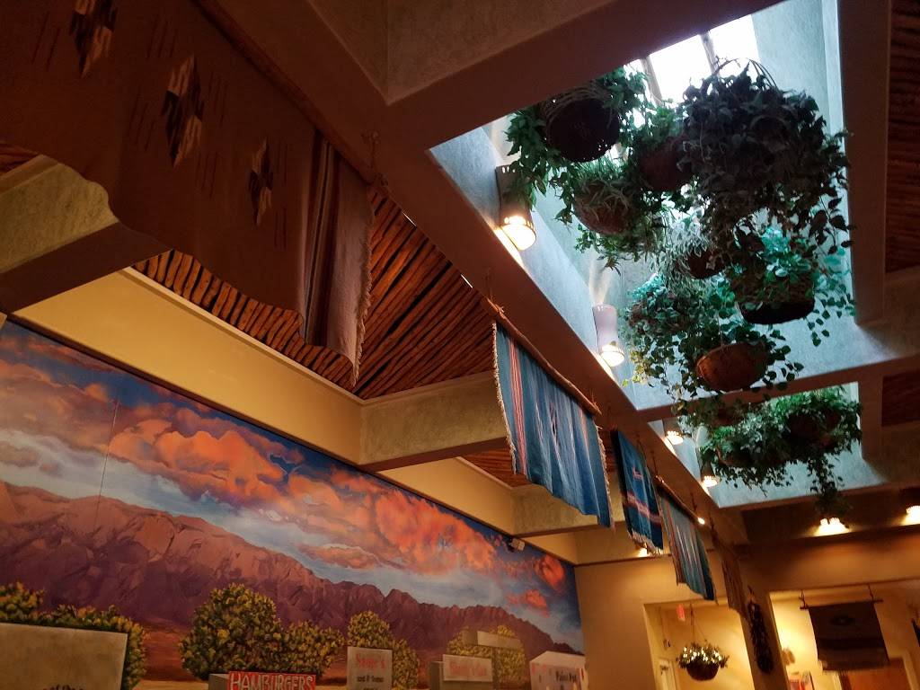 Sadies of New Mexico | restaurant | 6230 4th St NW, Los Ranchos De Albuquerque, NM 87107, USA | 5053455339 OR +1 505-345-5339