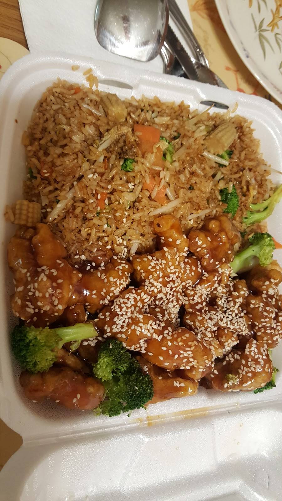 Number 1 Chop Suey | restaurant | 2826, 4307 W Irving Park Rd, Chicago, IL 60641, USA | 7737251199 OR +1 773-725-1199