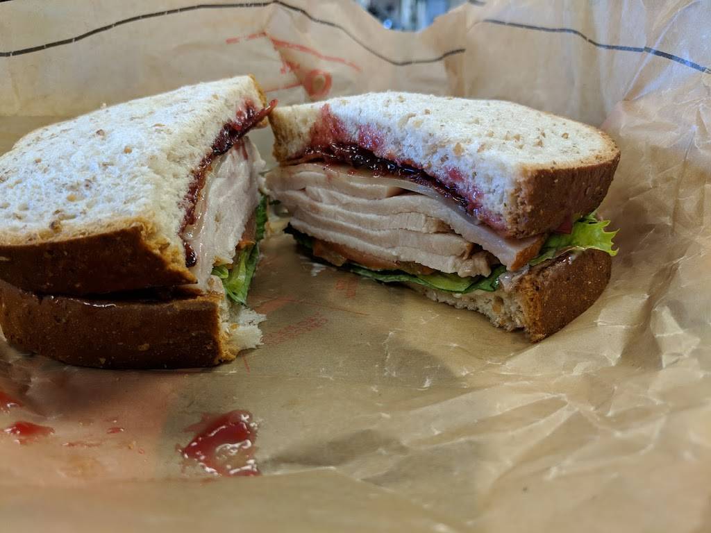 Arbys | meal takeaway | 6626 S Yosemite Ct, Greenwood Village, CO 80111, USA | 3037929809 OR +1 303-792-9809