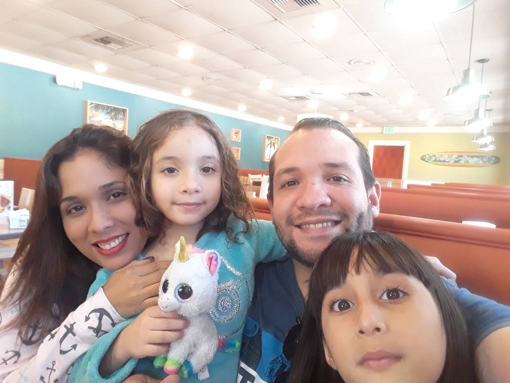 Captain Ds | restaurant | 3057 Covington Pike, Memphis, TN 38128, USA | 9013846966 OR +1 901-384-6966