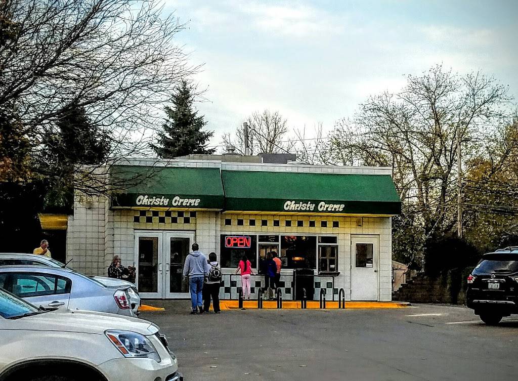 Christy Creme | restaurant | 2853 N Broadway, Council Bluffs, IA 51503, USA | 7123222778 OR +1 712-322-2778