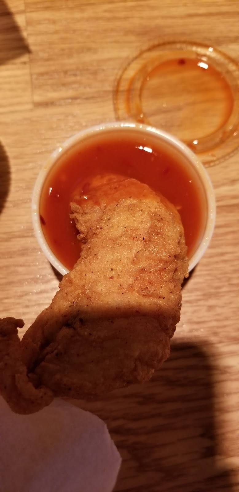 Goodfellas | restaurant | 2709 Lee Ave, Sanford, NC 27332, USA | 9197762510 OR +1 919-776-2510