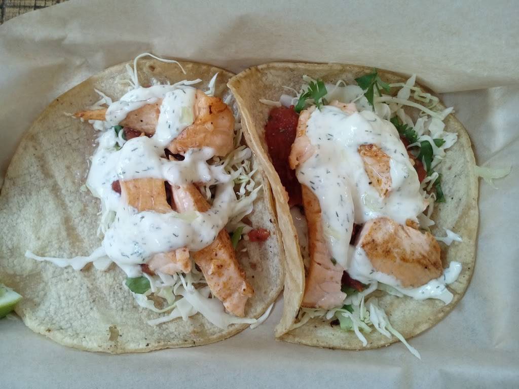 Fish District | meal takeaway | 12002 Carmel Mountain Rd, San Diego, CA 92128, USA | 8584851577 OR +1 858-485-1577