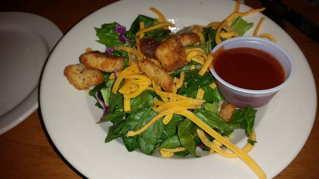 Texas Roadhouse | restaurant | 8744 Northpark Dr, Johnston, IA 50131, USA | 5152514597 OR +1 515-251-4597