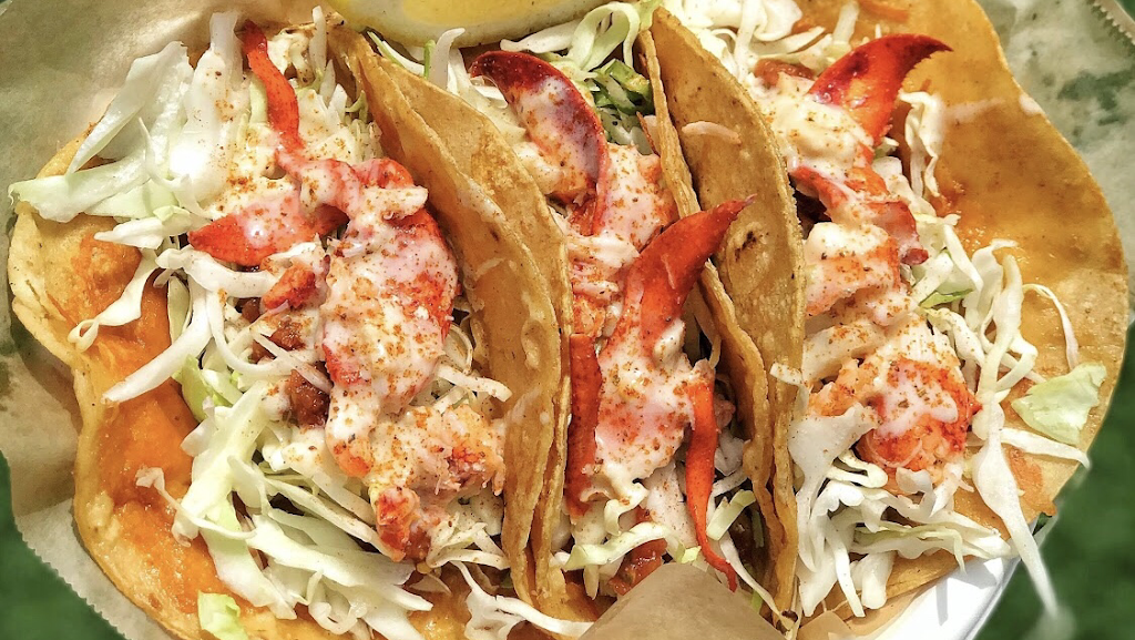 Wicked Maine Lobster | restaurant | 2820 Historic Decatur Rd, San Diego, CA 92106, USA | 6198882620 OR +1 619-888-2620