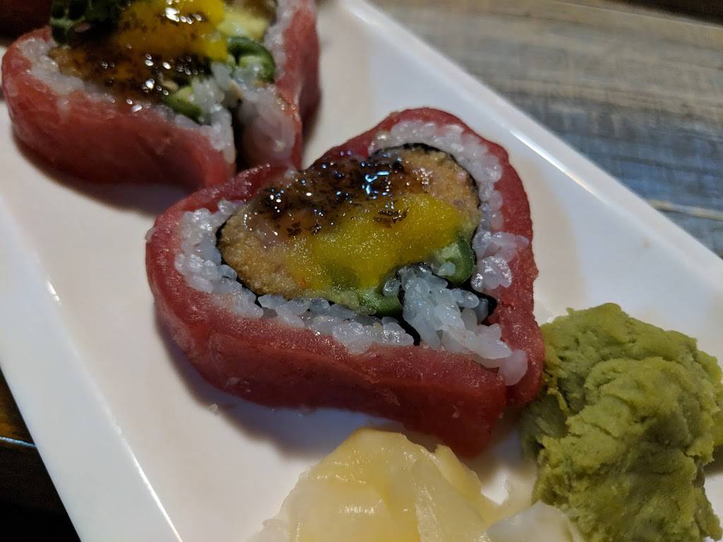 woow sushi | restaurant | 19826 South La Grange Road, Frankfort, IL 60423, USA | 8154695189 OR +1 815-469-5189