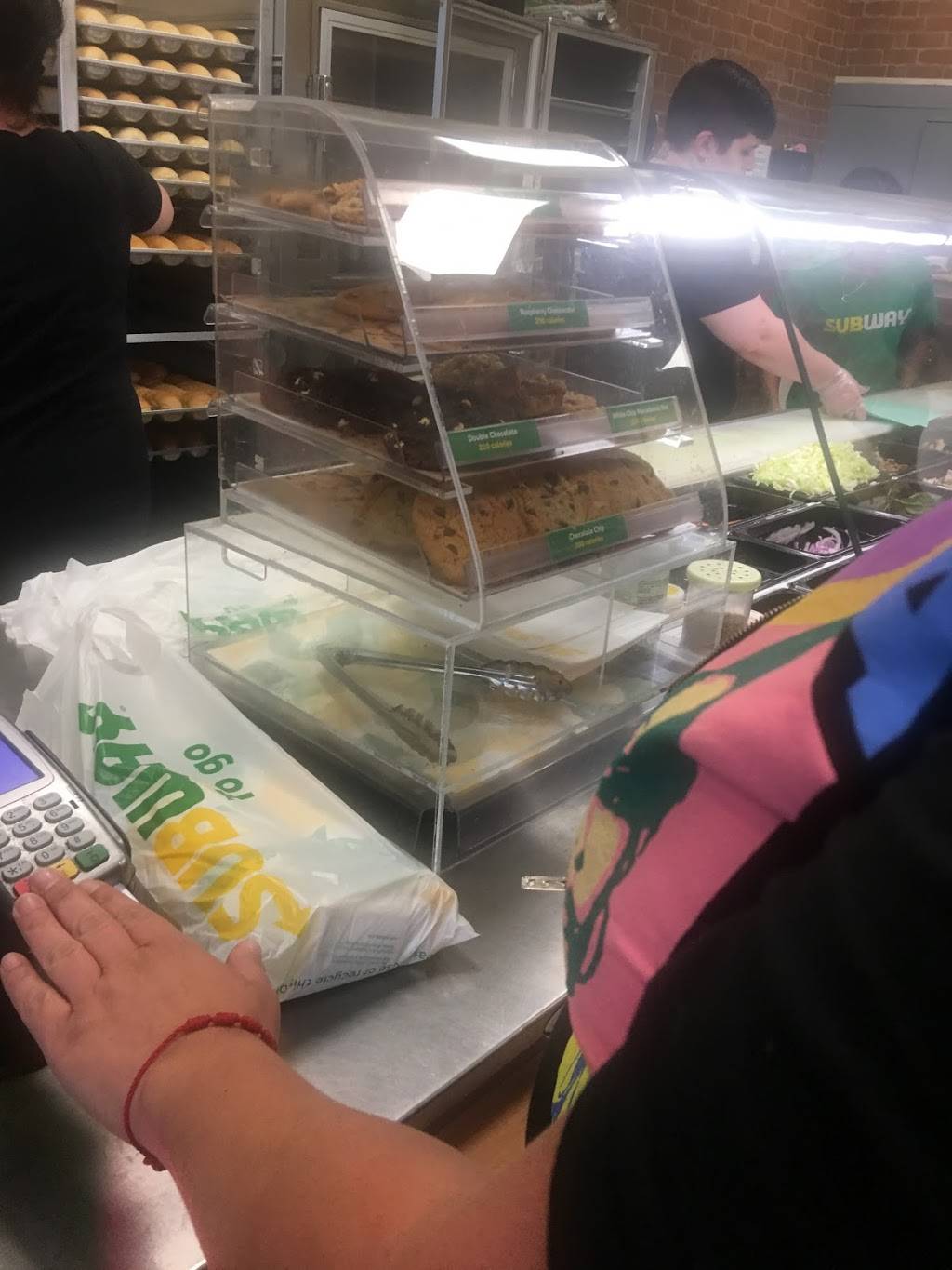 Subway Restaurants | restaurant | 2351 Noblestown Rd, Pittsburgh, PA 15205, USA | 4129227899 OR +1 412-922-7899