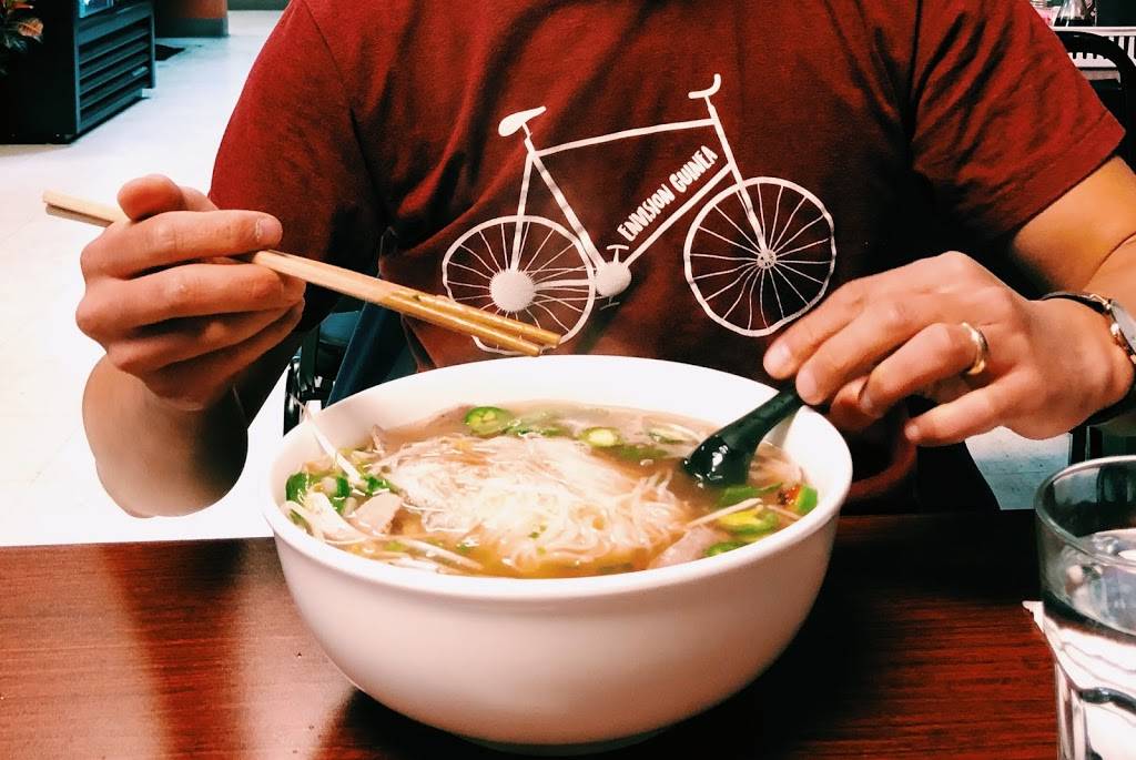 Pho Original | restaurant | 4747 Flintridge Dr, Colorado Springs, CO 80918, USA | 7193744935 OR +1 719-374-4935