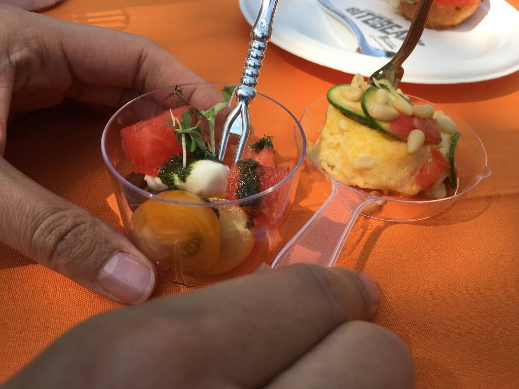 Bite at the Beach | restaurant | 1600 Rosecrans Ave, Manhattan Beach, CA 90266, USA | 3105455313 OR +1 310-545-5313