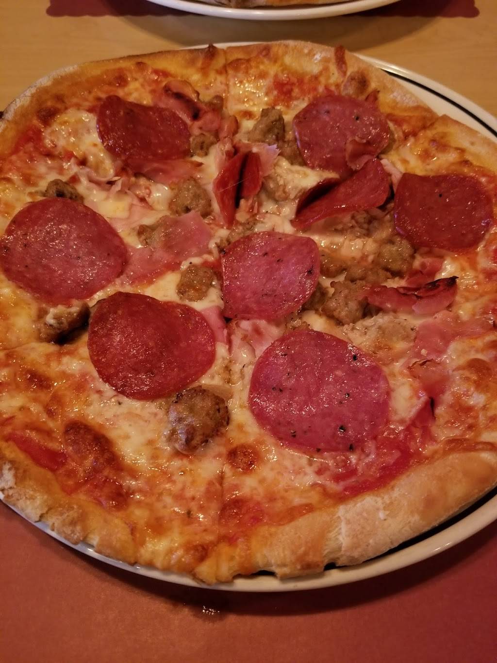 Luigi’s Grille | restaurant | 5348 34th St W, Bradenton, FL 34210, USA | 9417573700 OR +1 941-757-3700