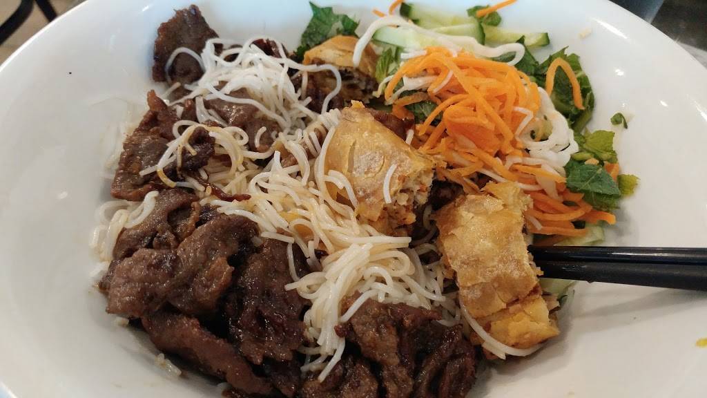 Little Coxwell Restaurant | restaurant | 986 Coxwell Ave, East York, ON M4C 3G5, Canada | 4169162565 OR +1 416-916-2565