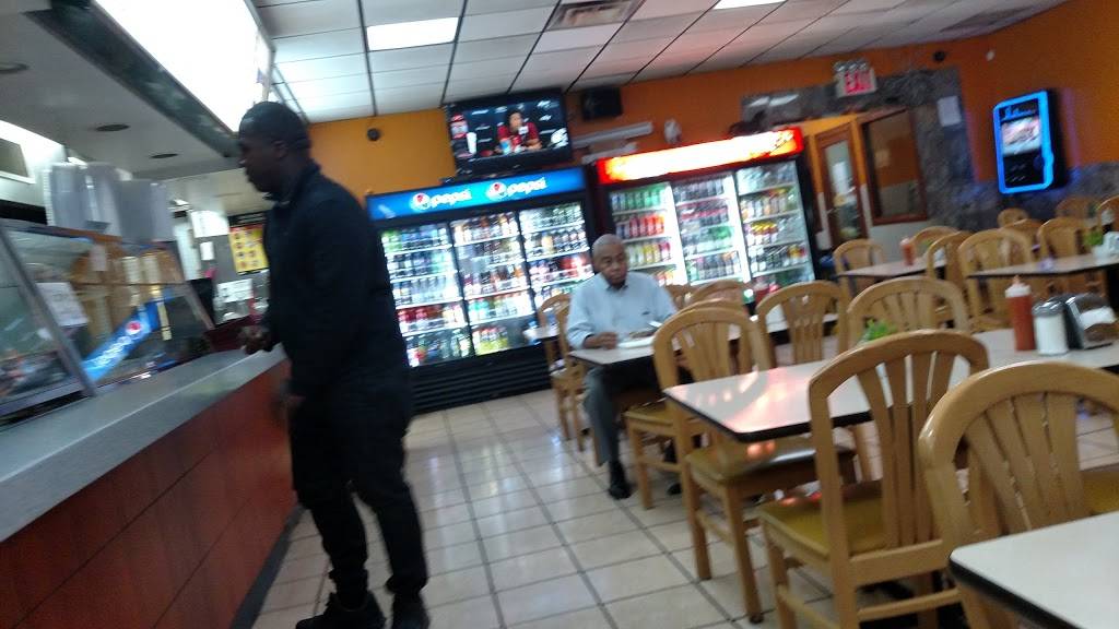 Randall | restaurant | 1328 Randall Ave, Bronx, NY 10474, USA | 7183280343 OR +1 718-328-0343