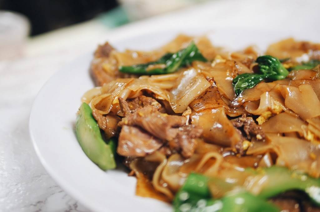 Sri Siam Cafe | restaurant | 12843 Vanowen St, North Hollywood, CA 91605, USA | 8189826262 OR +1 818-982-6262