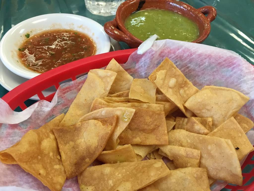 Momento | restaurant | 25-13 Queens Plaza N, Long Island City, NY 11101, USA | 7187868297 OR +1 718-786-8297