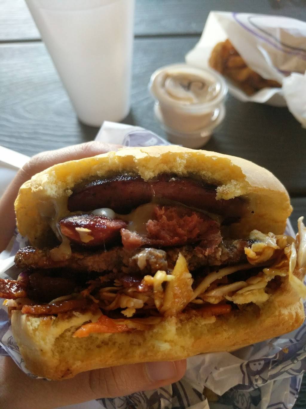 Fat Guys Burger Bar | restaurant | 140 N Greenwood Ave, Tulsa, OK 74120, USA | 9187947782 OR +1 918-794-7782