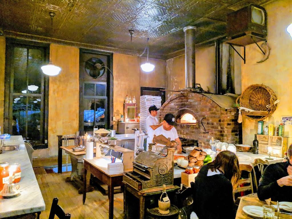 Lucali | restaurant | 575 Henry St, Brooklyn, NY 11231, USA | 7188584086 OR +1 718-858-4086